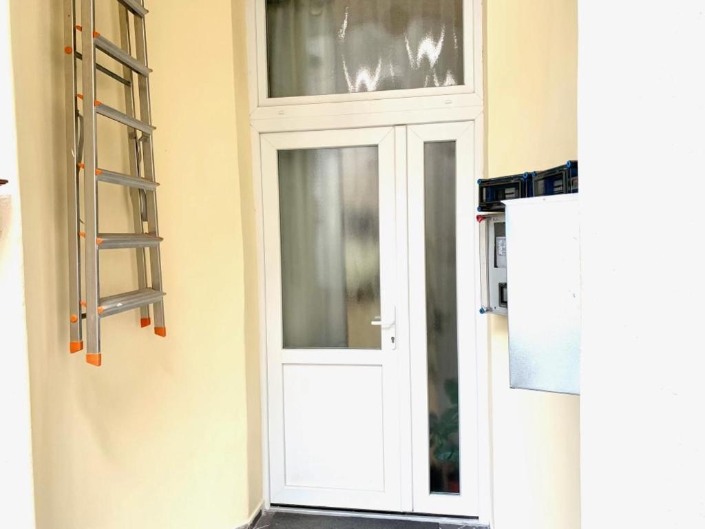 Colton Budapest Paulay Apartments Bagian luar foto