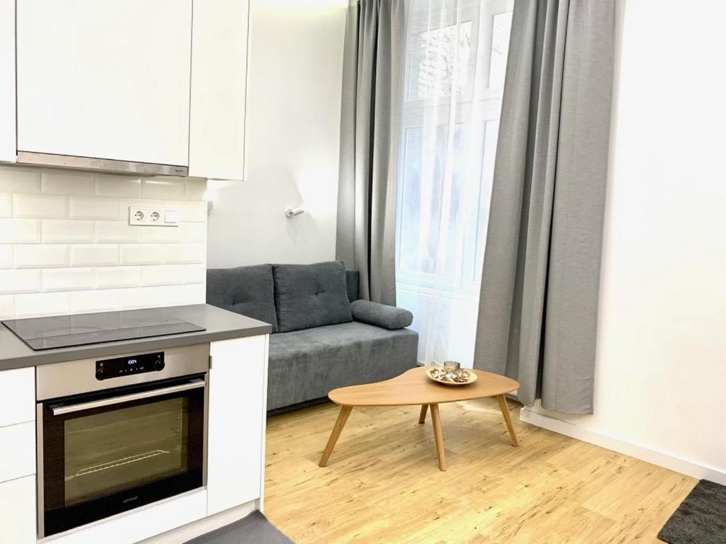 Colton Budapest Paulay Apartments Bagian luar foto