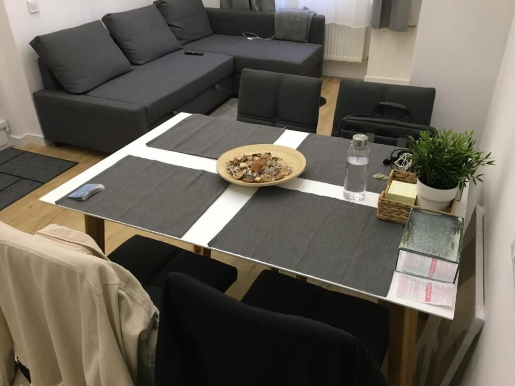 Colton Budapest Paulay Apartments Bagian luar foto