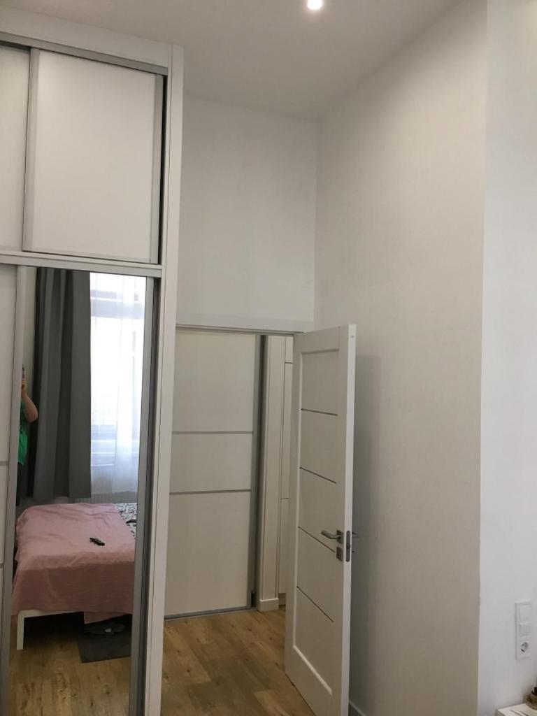 Colton Budapest Paulay Apartments Bagian luar foto