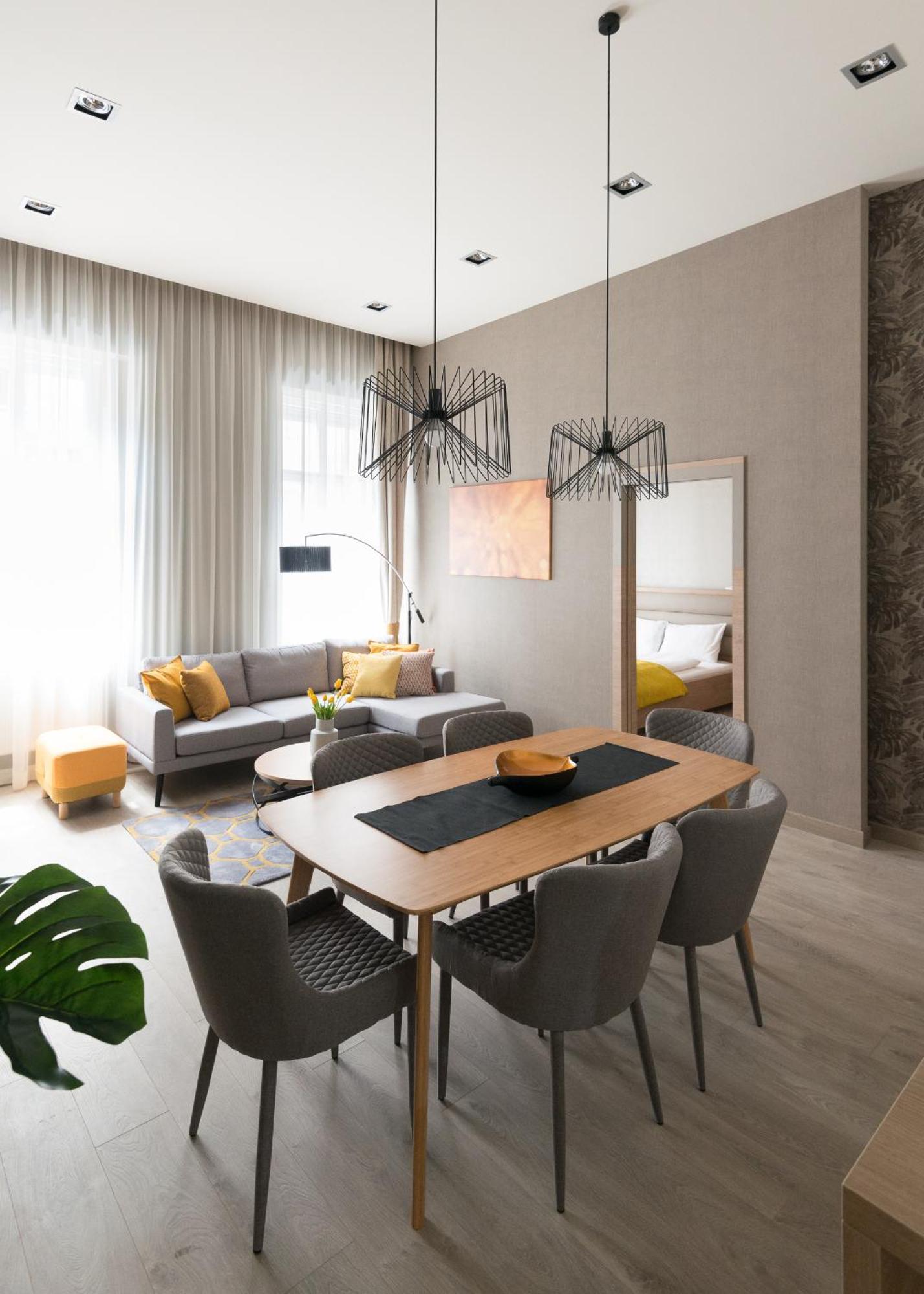 Colton Budapest Paulay Apartments Bagian luar foto
